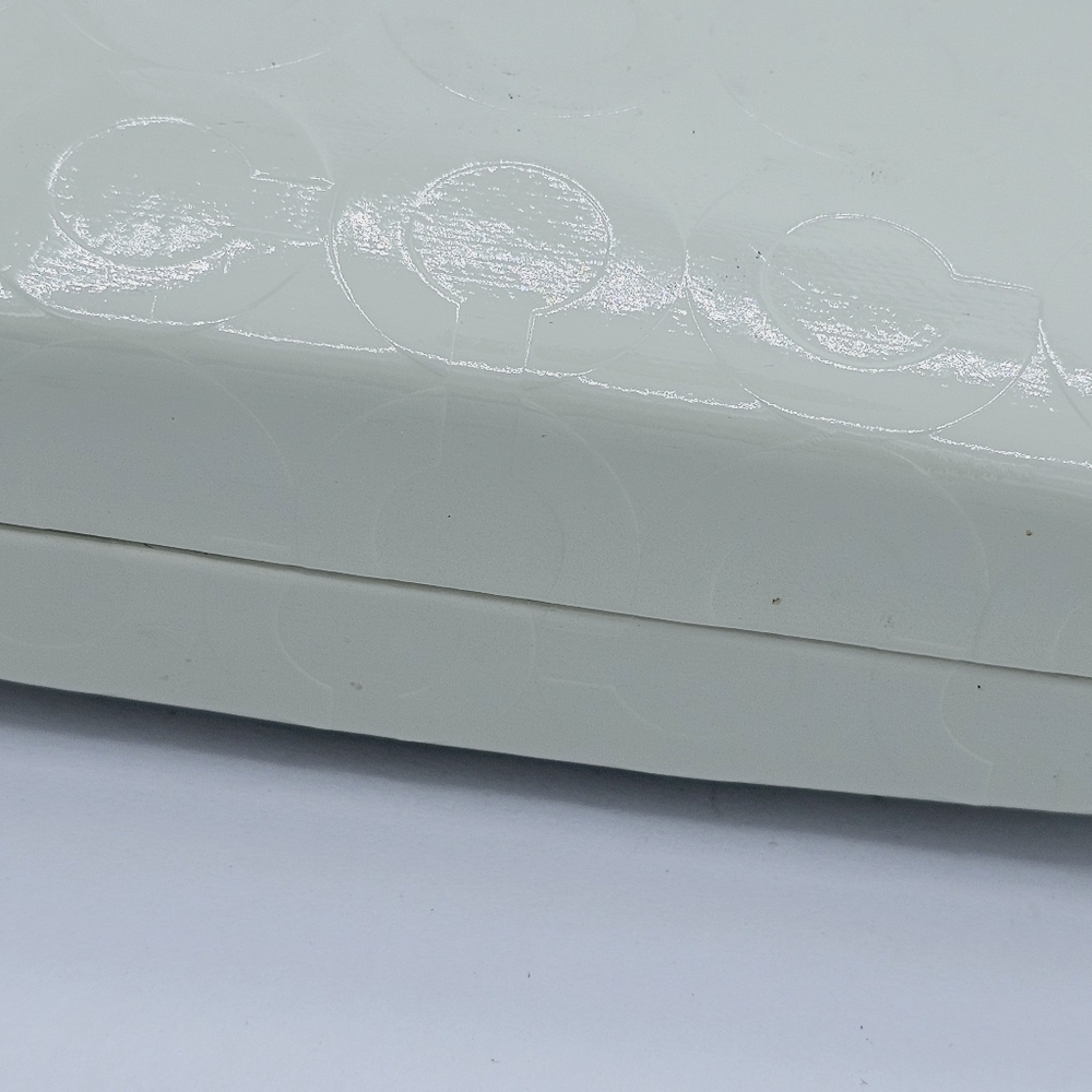 Coach Cream Embossed Logo Clam Hard Shell Eye Glasses Case - Picture 3 of 7